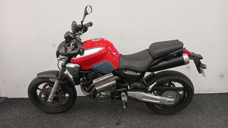 YAMAHA MT-03 ** MOT SEPTEMBER 2026 - HAND GUARDS - STANDARD SPEC ** 