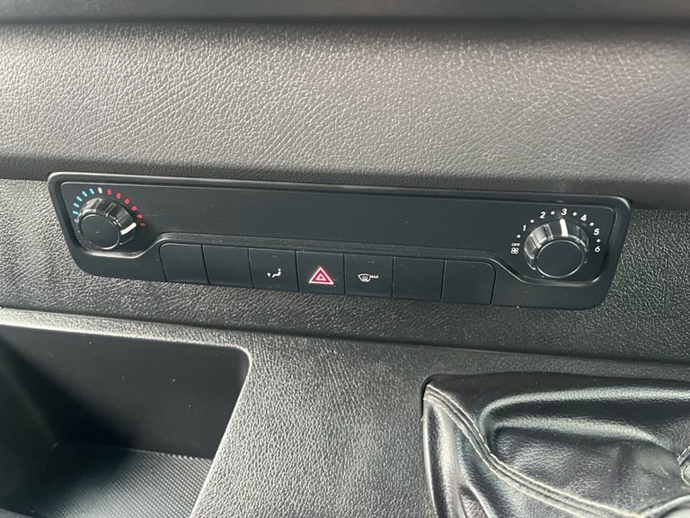 2021 21 MERCEDES-BENZ SPRINTER 2.0 315 CDI PROGRESSIVE PANEL VAN 5DR DIESEL MANU