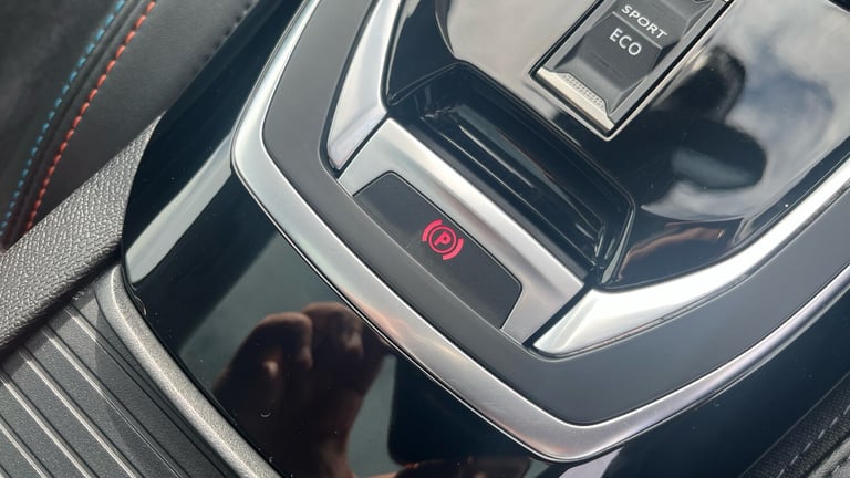 2019 Peugeot 308 1.2 PureTech 130 Tech Edition 5dr EAT8 Petrol Hatchback Hatchback Petrol Automatic