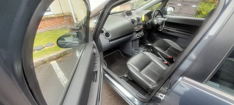 Mitsubishi, COLT, Hatchback, 2011, Manual, 1332 (cc), 5 doors