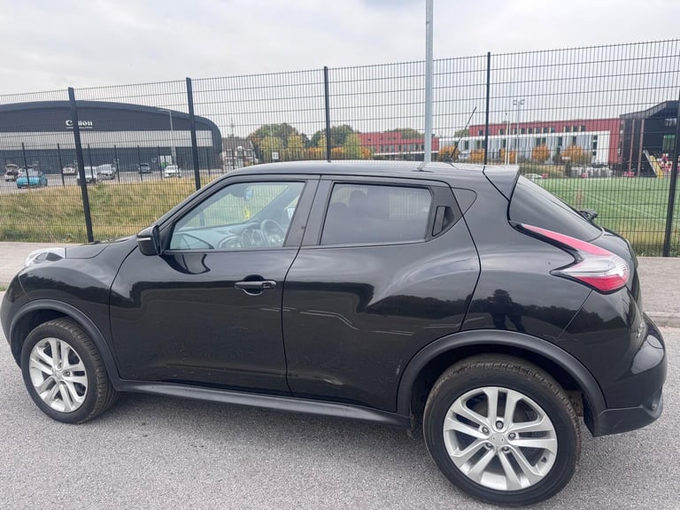 2017 Nissan Juke 1.2 DIG-T N-Connecta Euro 6 (s/s) 5dr HATCHBACK Petrol Manual