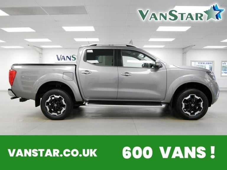 71 NISSAN NAVARA 2.3 DCI 190 BHP TEKNA EDITION 4WD AUTO ( ROLLER SHUTTER )