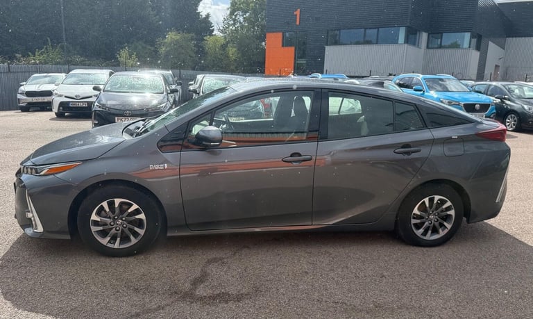 2022 Toyota Prius 1.8 VVTi Business Edition Plus 5dr CVT HATCHBACK PETROL/ELECTRIC Automatic
