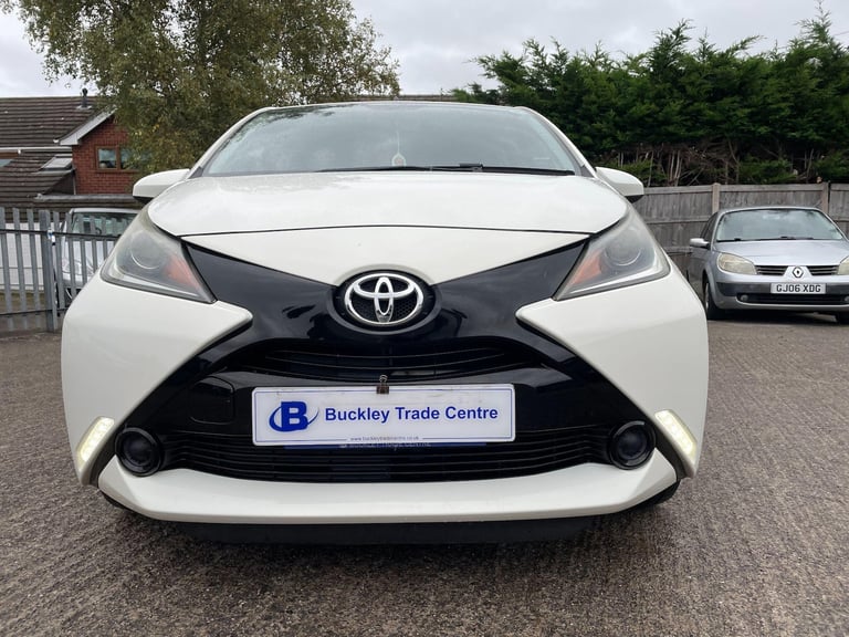 2015 Toyota AYGO 1.0 VVT-i X-Play 5dr HATCHBACK PETROL Manual