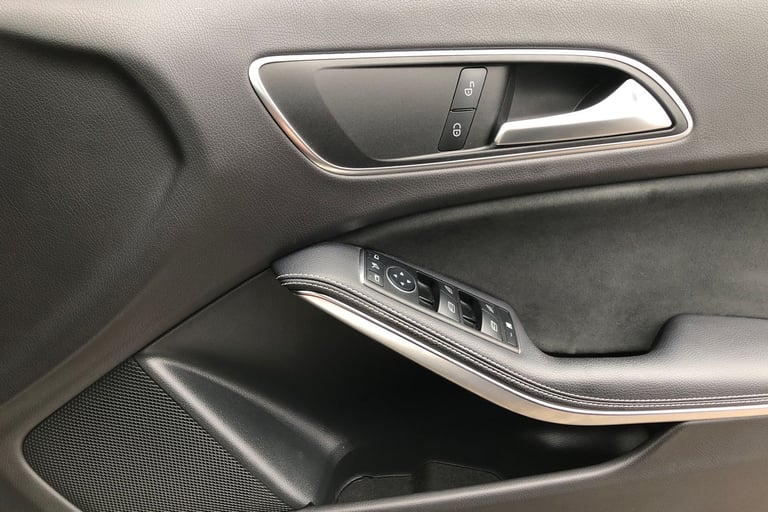 2018 Mercedes-Benz A-Class A200 WhiteArt 5dr Auto Hatchback PETROL Automatic