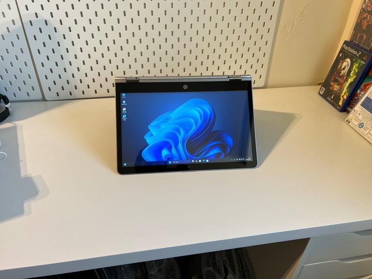 Windows 11 HP Pavilion  360 degree Touch screen , i5, 7th gen , 8 GB , 240 SSD 