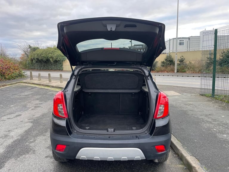 2015 Vauxhall Mokka 1.6i SE 5dr HATCHBACK Petrol Manual