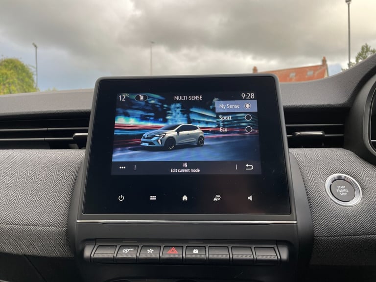 2025 Renault Clio 1.0 TCe 90 Techno 5dr Hatchback Petrol Manual