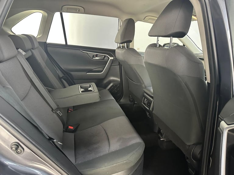 2020 Toyota RAV4 2.5 VVT-h Design CVT Euro 6 (s/s) 5dr ESTATE Petrol/Electric Hybrid Automatic