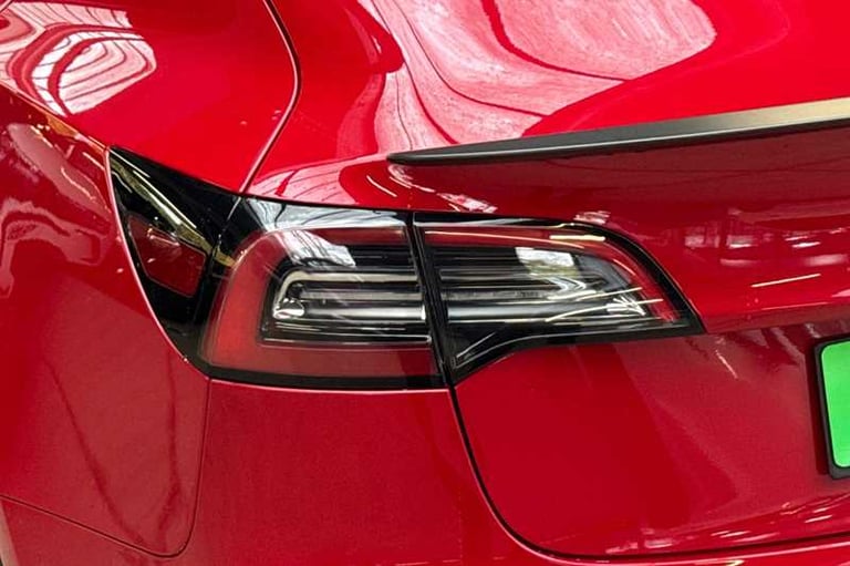 2022 Tesla Model 3 Performance AWD 4dr [Performance Upgrade] Auto SALOON ELECTRIC Automatic