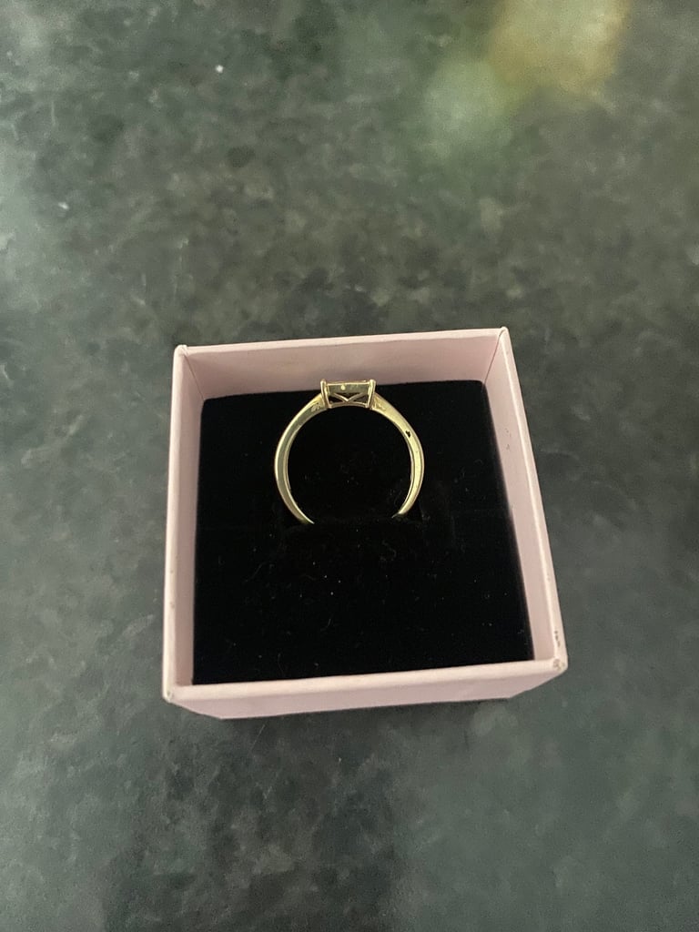 Gold ring