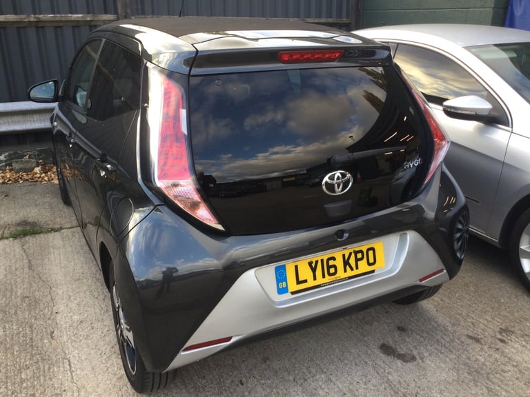 2016 Toyota AYGO 1.0 VVT-i X-Clusiv 2 5dr HATCHBACK Petrol Manual