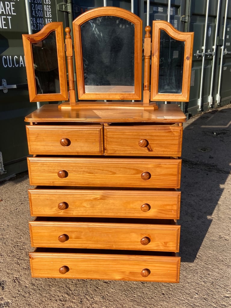 Pine chest of 4+2 drawer & Mirror 
