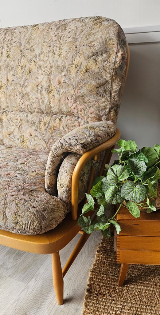 Vintage Ercol 766 Jubilee Three-Seater Sofa – Blonde Wood – Mid-Century Modern