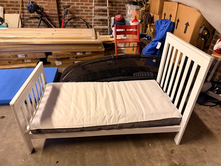John Lewis kid’s bed and mattress