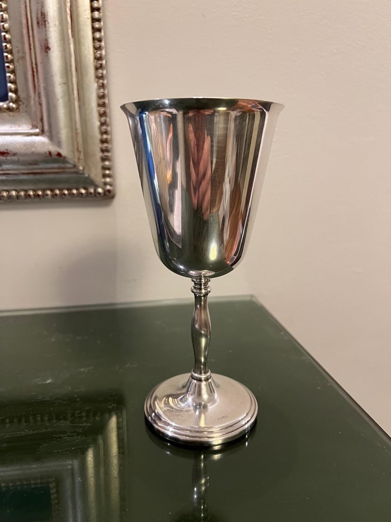 Estate Sale! Vintage Collectibles & Gifts