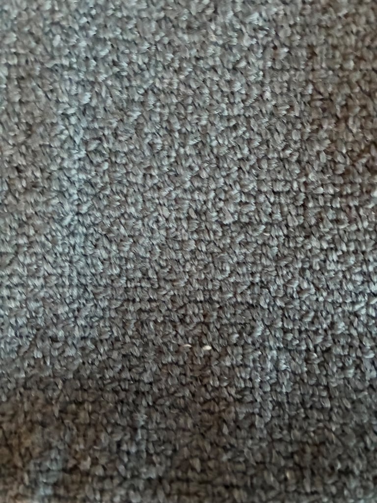 Lords and Labrador's size medium dog crate