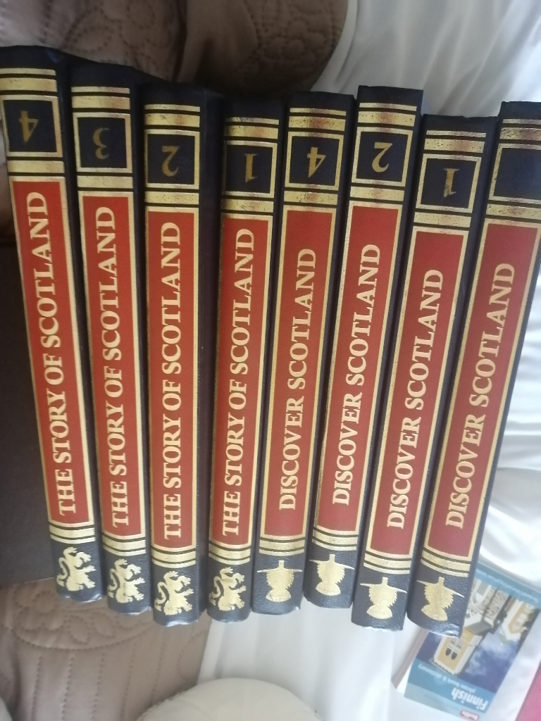Encyclopedia britannica full set plus 3 sets plus atlas of children's encyclopedia 