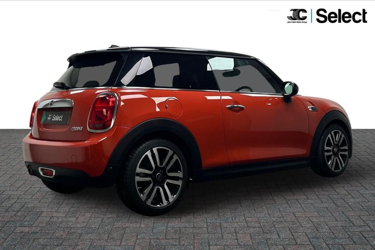  MINI Hatch 1.5 Cooper Steptronic Euro 6 (s/s) 3dr Petrol Automatic