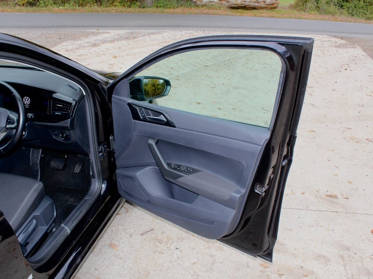 Volkswagen, POLO, Hatchback, 2024, Semi-Auto, 999 (cc), 5 doors