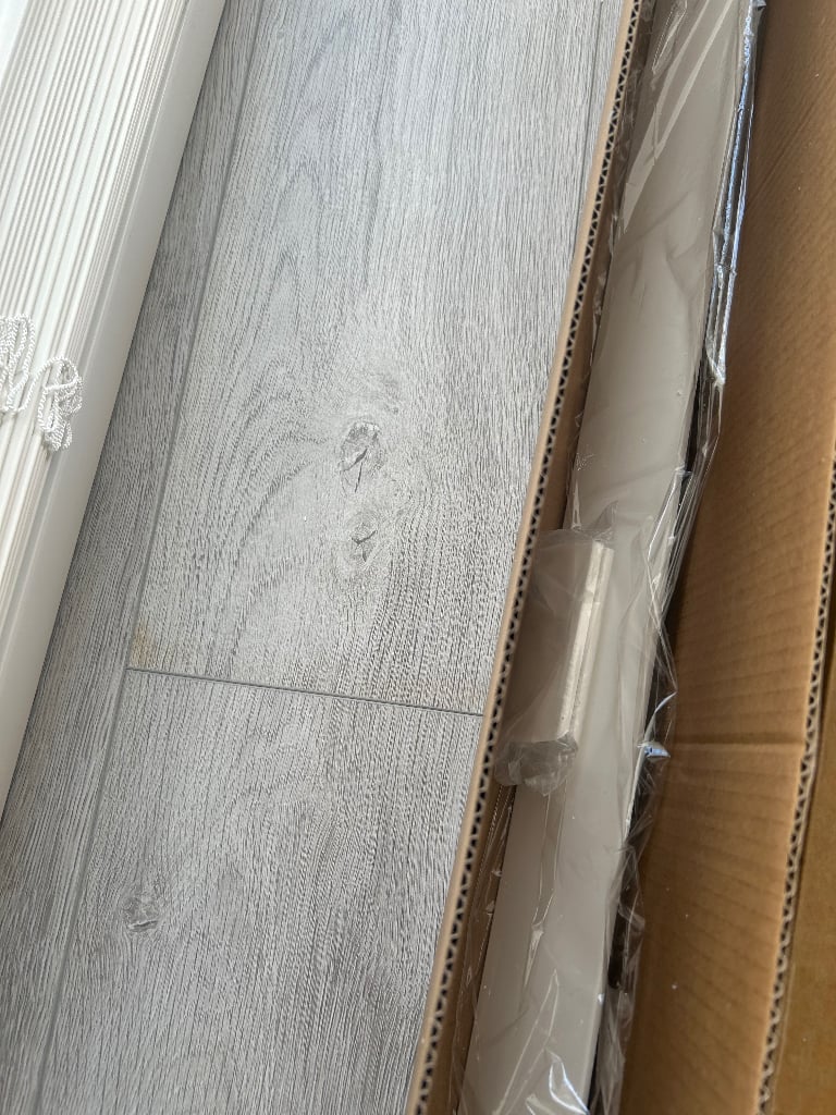 5 Brand New Venetian Blinds £20 each