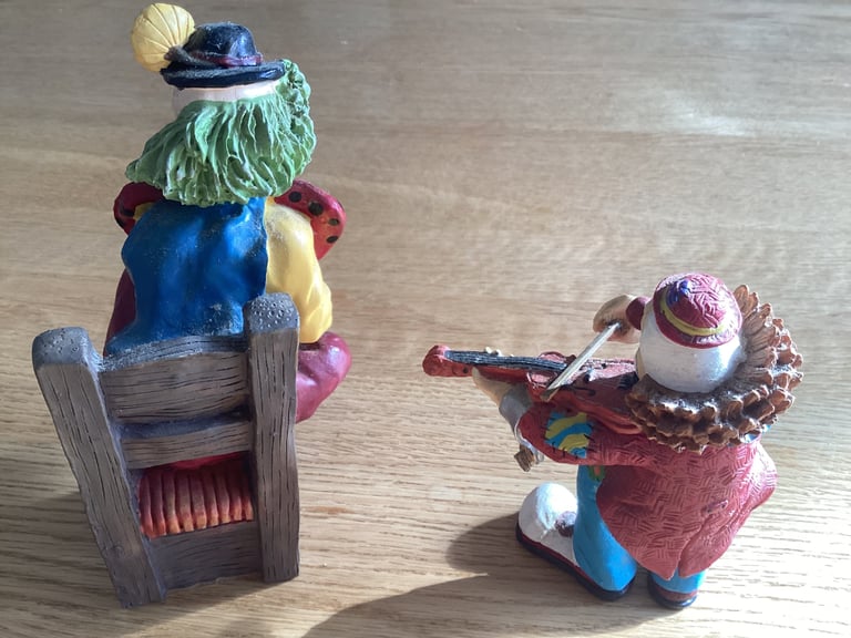 ***RARE*** Handmade clown sculptures from The Senator Collection in Germany