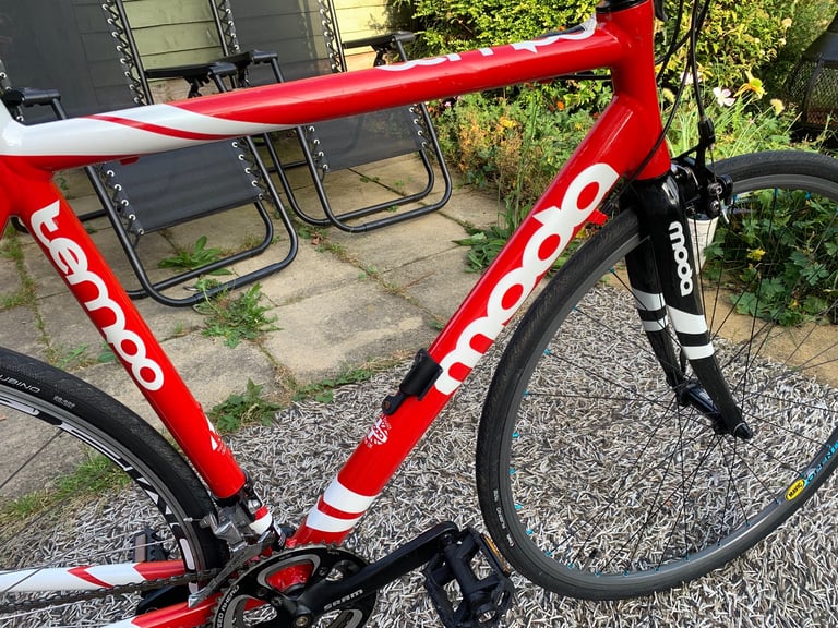 MODA TEMPO HALF CARBON 20 SPEED ROAD BIKE,56cm FRAME,105 SHIFTERS/TIAGRA GEARS/SRAM APEX 