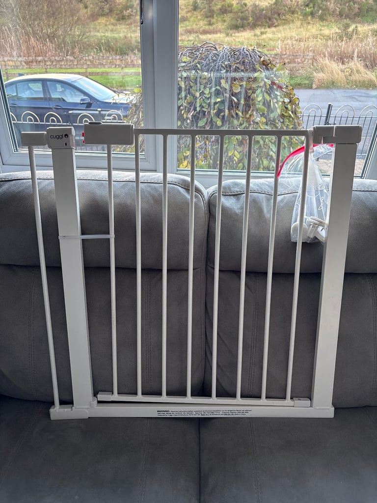 Cuggl baby gate