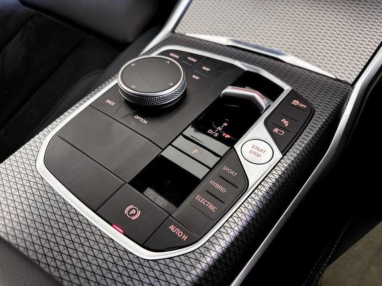 2022 BMW 3 Series 2.0 330e 12kWh M Sport Touring Auto Euro 6 (s/s) 5dr Automatic Estate Hybrid Au...