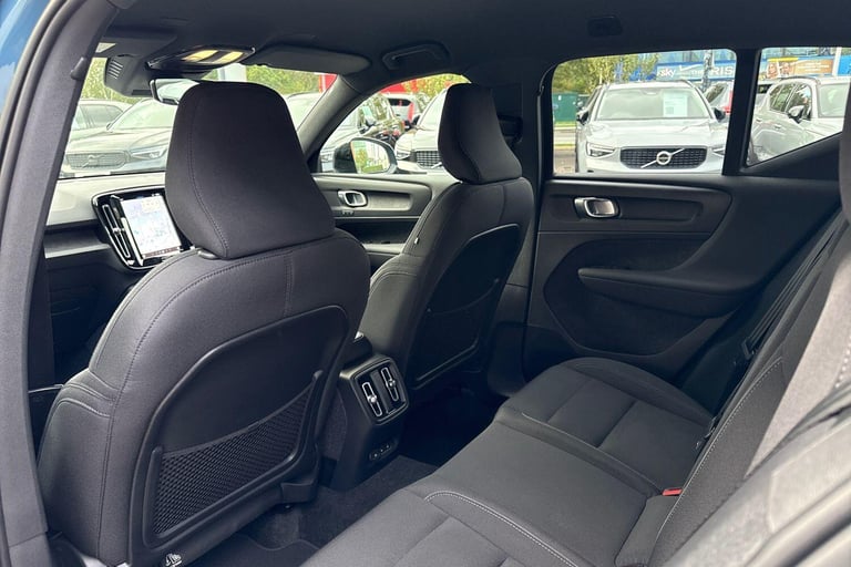 2022 Volvo XC40 Recharge 69kWh Plus SUV 5dr Electric Auto (231 ps) ESTATE Electric Automatic