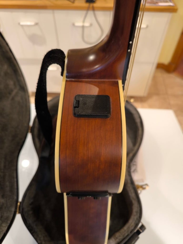 Yamaha Semi-Acoustic guitar