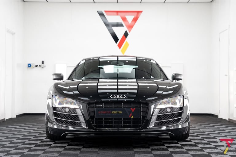 2011 (61) Audi R8 GT 5.2 V10 R-Tronic Auto Coupe 560PS | Phantom Black Metallic