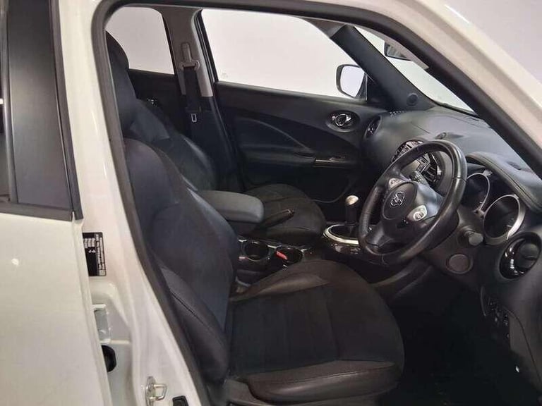 2018 Nissan Juke 1.6 Bose Personal Edition SUV 5dr HATCHBACK Petrol Manual