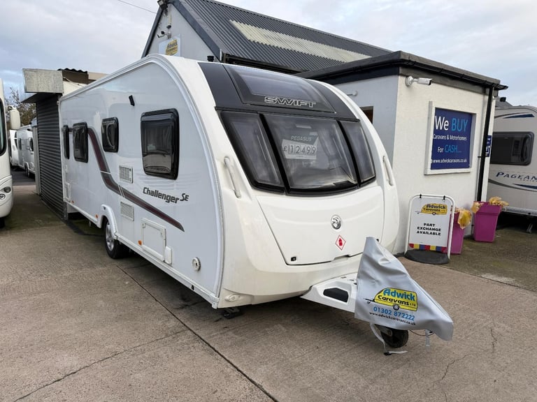 Swift Challenger SE 580 Transverse Island Bed Full Rear Bathroom