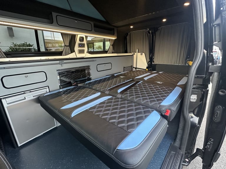 2019 S FORD TRANSIT CUSTOM 2.0 300 ECOBLUE LIMITED PANEL VAN 5DR DIESEL MANUAL L