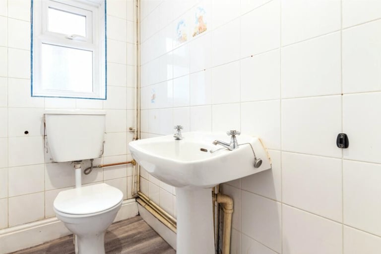 Potential 5-Bedroom HMO on Wellington Street, Grimsby,DN32 7JS