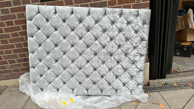 Free headboard.  150 / 120 cm