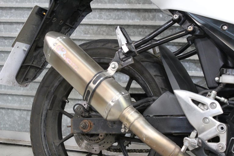 2019 69 SUZUKI GSXR 125 ABS GSX-R125 LEARNER LEGAL TRADE SALE WHITE 14K NEW MOT