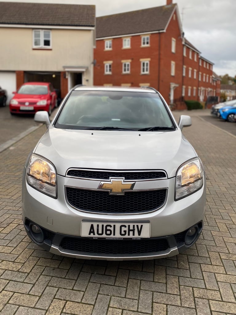 Chevrolet, ORLANDO, 4x4 MPV, 2012, Manual, 1998 (cc), 5 doors