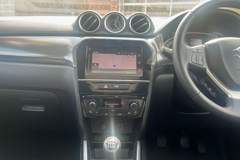  Suzuki Vitara 1.4 Boosterjet Mhev Sz5 Suv 5dr Petrol Hybrid Manual Allgrip