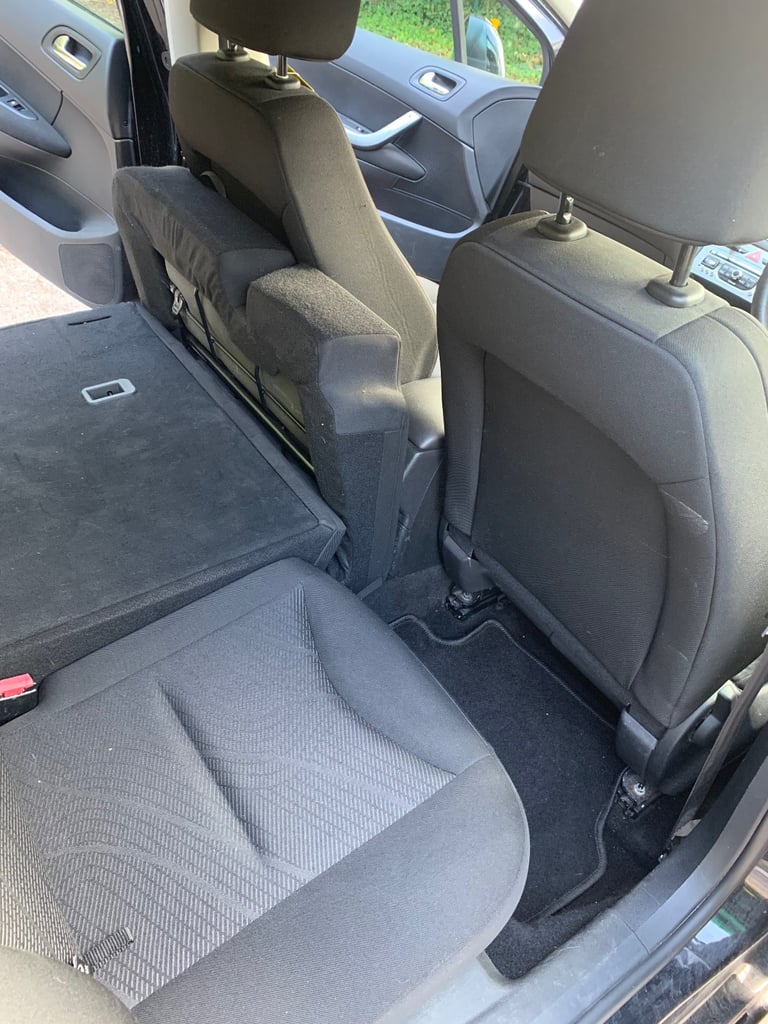 Peugeot, 308, Estate, 2012, Manual, 1560 (cc), 5 doors