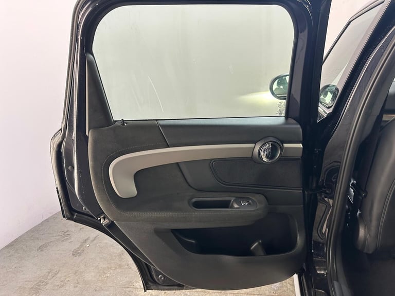2022 MINI Countryman 1.5 Cooper S E Exclusive ALL4 PHEV 5dr Auto [Comf] HYBRID ELECTRIC Automatic