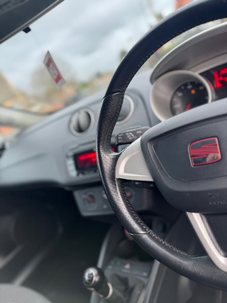 Seat, IBIZA, Hatchback, 2011, Manual, 1598 (cc), 3 doors