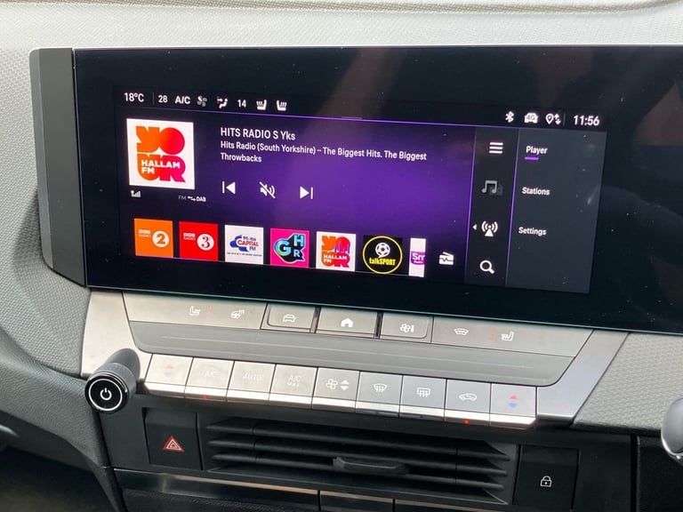 2024 Vauxhall Astra 115kW Ultimate 54kWh 5dr Auto Hatchback Electric Automatic