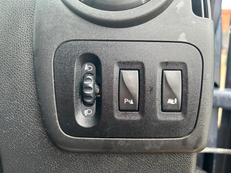  Vauxhall Movano 2.3 CDTi 3500 BiTurbo ecoFLEX FWD L3 H2 Euro 5 (s/s) 5dr Diesel Manual