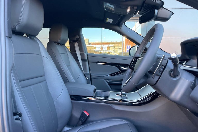 2024 Land Rover Range Rover Evoque 2.0 D200 MHEV Dynamic SE SUV 5dr Diesel Auto 4WD Euro 6 (s/s) ...