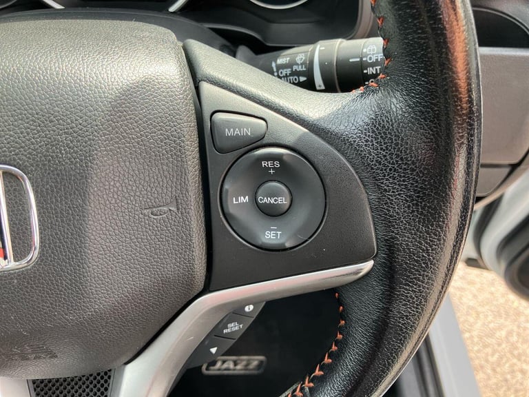 2018 Honda Jazz 1.5 i-VTEC Sport 5dr HATCHBACK Petrol Manual
