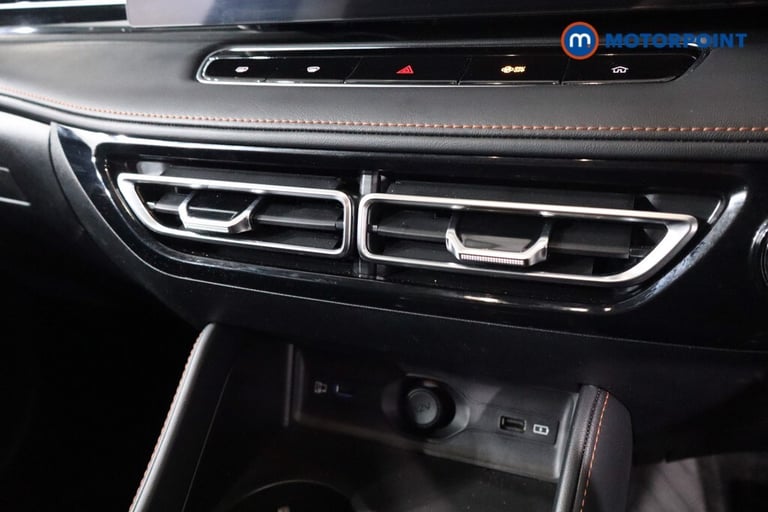 2025 MG MG HS 1.5 T-GDI Trophy 5dr DCT SUV Petrol Automatic