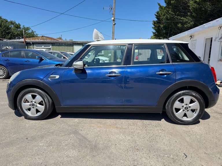 2014 MINI Cooper 1.5 AUTO 5DR Hatchback Petrol Automatic