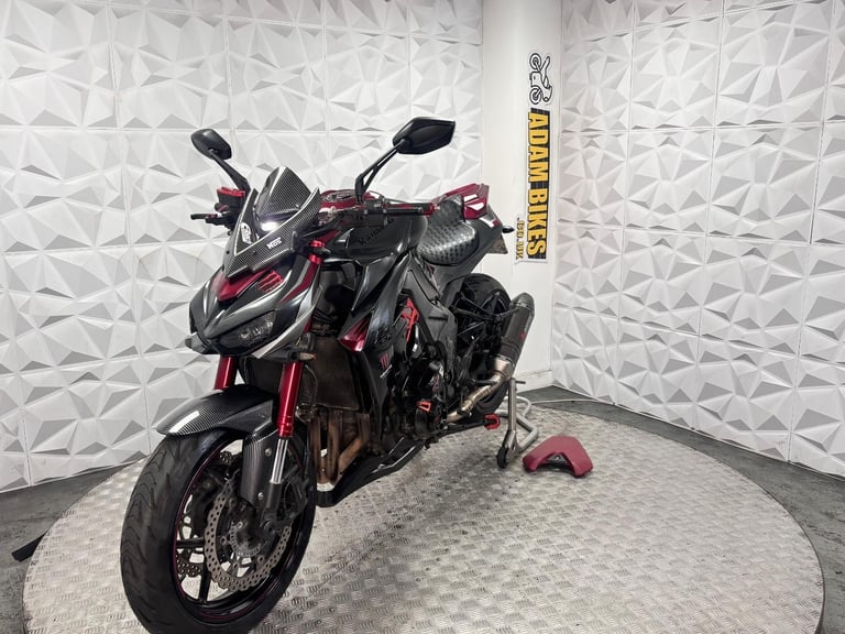 2016 Kawasaki ZR1000 | *WARRANTY PROVIDED*